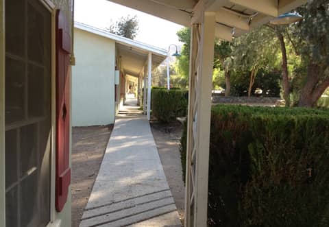 Retro Roadside Motel in the Canyon, photo 7