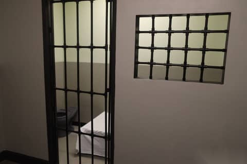 Jail Holding Cell Set, photo 7