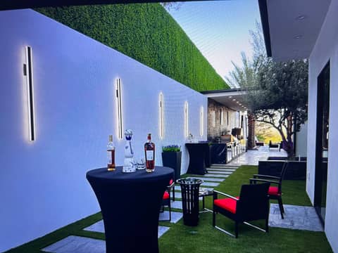 Modern Hillside Mansion with Spa, photo 6