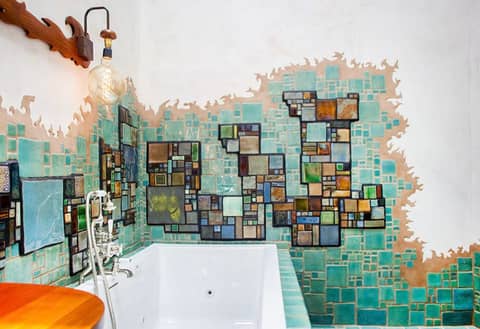 Mosaic Art Bungalow with Courtyard Lounge, photo 8