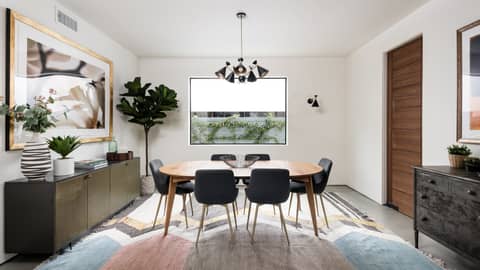 Light-Filled Modern Home with Black Chef's Kitchen, photo 8