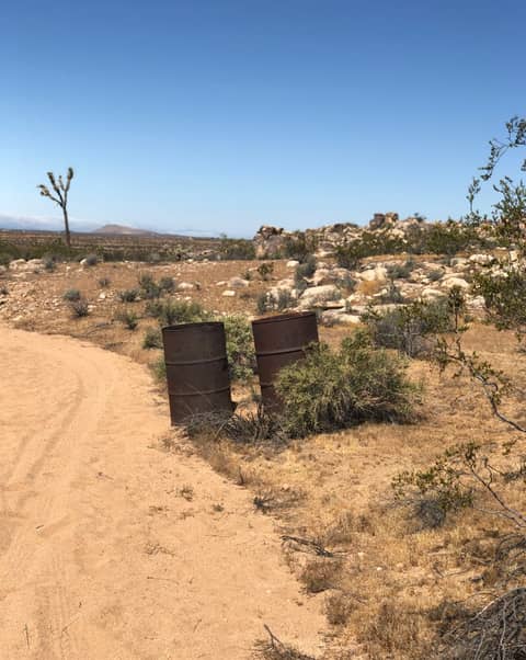 Open High-Desert Lot with Rock Formations, photo 8