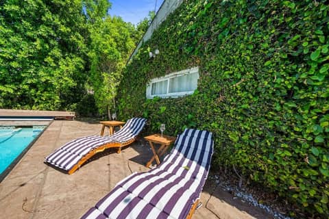 Pool Home with Hot Tub and Ivy-Walled Patio, photo 7