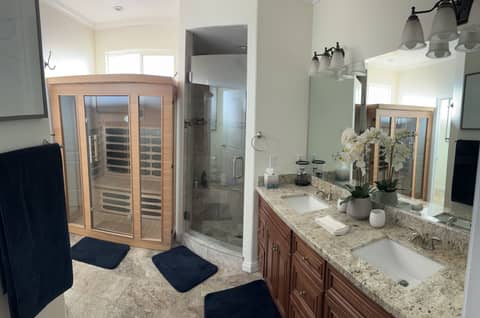Single-Story Ranch with Sauna Suite, photo 7