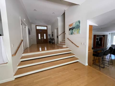 Classic Two-Story Home with Pool and Grand Piano, photo 6