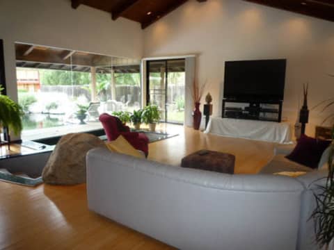 Japanese Garden Estate with Koi Ponds, photo 8