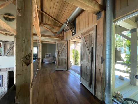 Ocean-View Ranch Estate with Barn-Style Great Room, photo 4