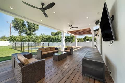 Spacious Remodeled Valley Home with Pool and Billiards, photo 4
