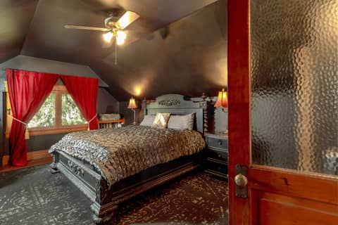 Historic Craftsman with Moody Jewel-Tone Rooms, photo 6