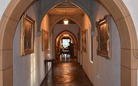 Storybook Tudor Mansion with Library and Courtyard, photo 6