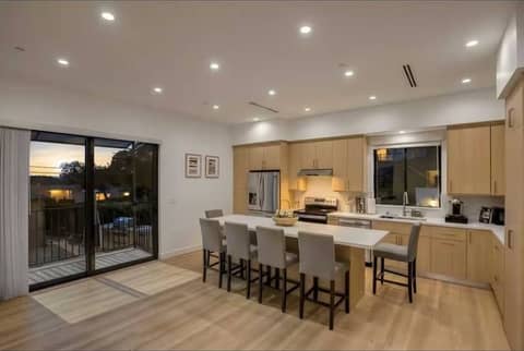 New-Build Modern Home with Gazebo Patio