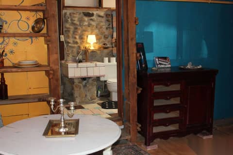 Artsy Canyon Cottage with Stone Walls and Oak Trails, photo 8
