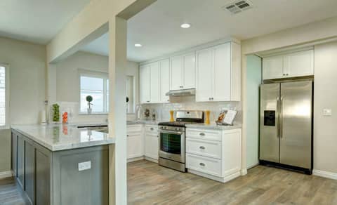 Bright Remodeled Ranch Home with Sunroom, photo 4