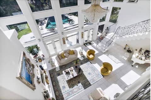 Glass-Walled White Modern with Pool and Home Theater, photo 4