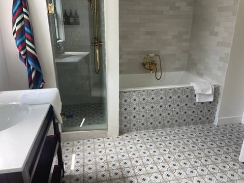 Spanish Ranch with Guest House, photo 7