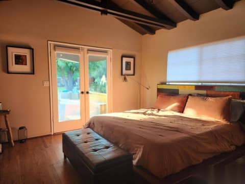 Spanish Hacienda with Shipping-Container Studios, photo 9