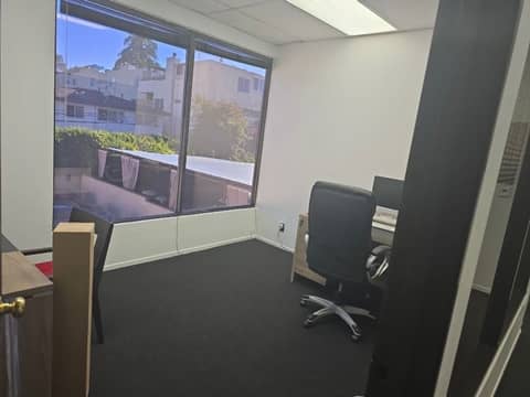Executive Office Suite, photo 4