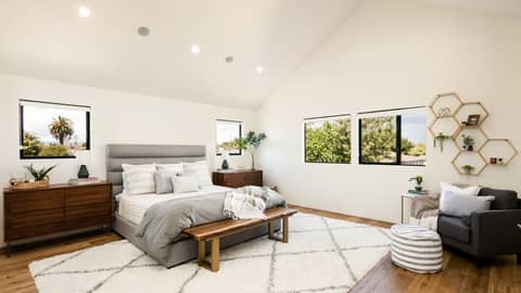 Light-Filled Modern Home with Black Chef's Kitchen, photo 9