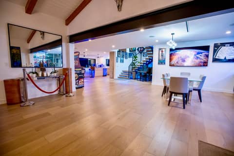 Modern View Home with Glowing Floating Staircase, photo 8