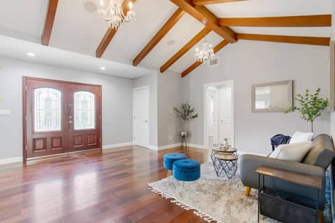 Pool Home with Hot Tub and Ivy-Walled Patio, photo 8