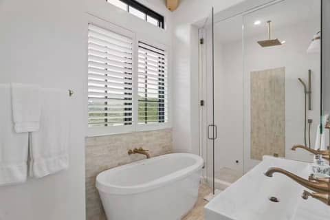 Stone Mediterranean Villa with Canyon Views, photo 9