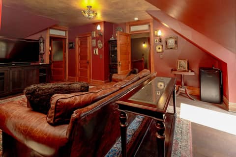 Historic Craftsman with Moody Jewel-Tone Rooms, photo 4