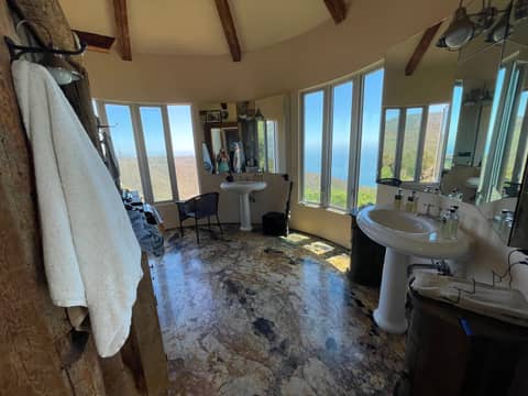 Ocean-View Ranch Estate with Barn-Style Great Room, photo 5
