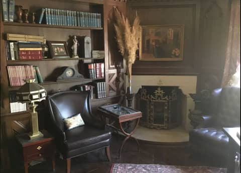 Storybook Tudor Mansion with Library and Courtyard, photo 4